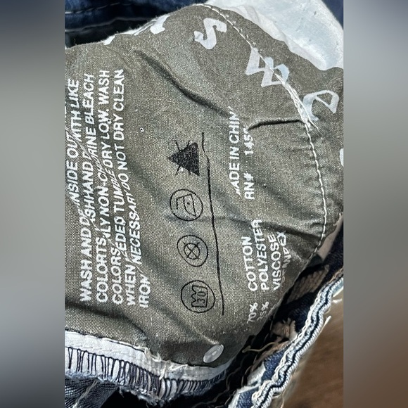 Men's Straight Leg Jeans - Dark Blue - Picture 8 of 11